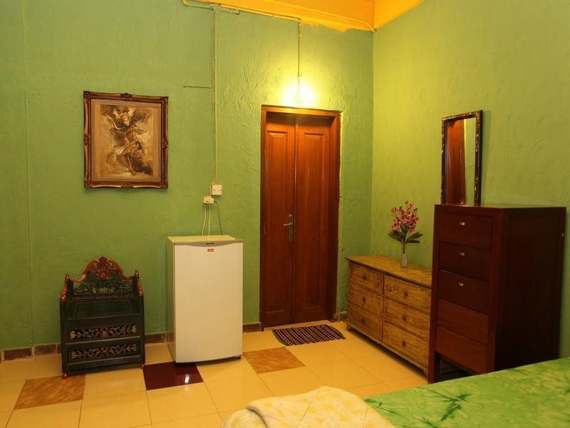 Беноа: Andree Home Stay