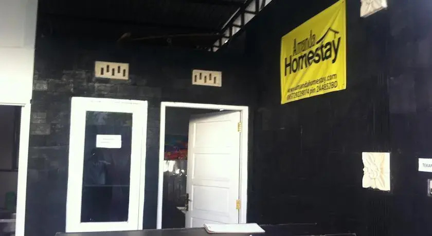 Депок: Amanda Homestay