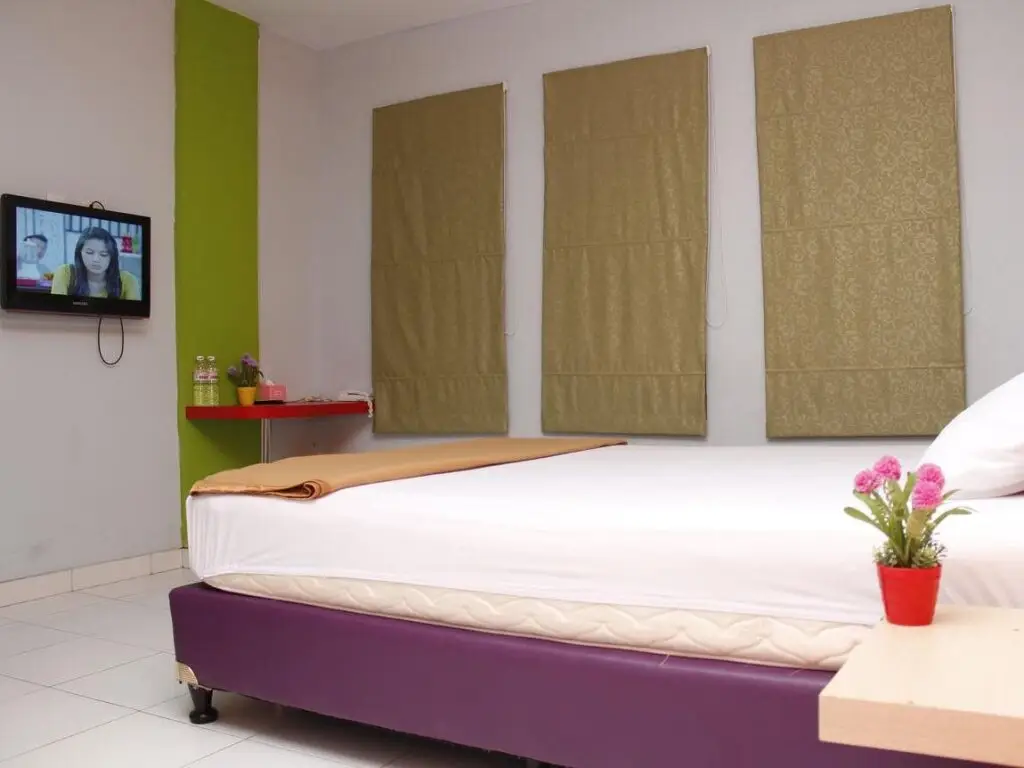 Бандар-Лампунг: Airy Enggal Tulang Bawang 4 Bandar Lampung