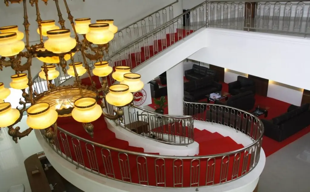 Мартапура: Hotel Parai Puri Tani