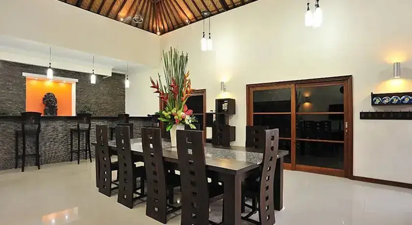 Керобокан: Pulau Tenang Bali Villas
