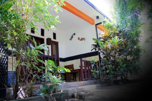 Гили Аир: The Raden Village Home Stay Syariah