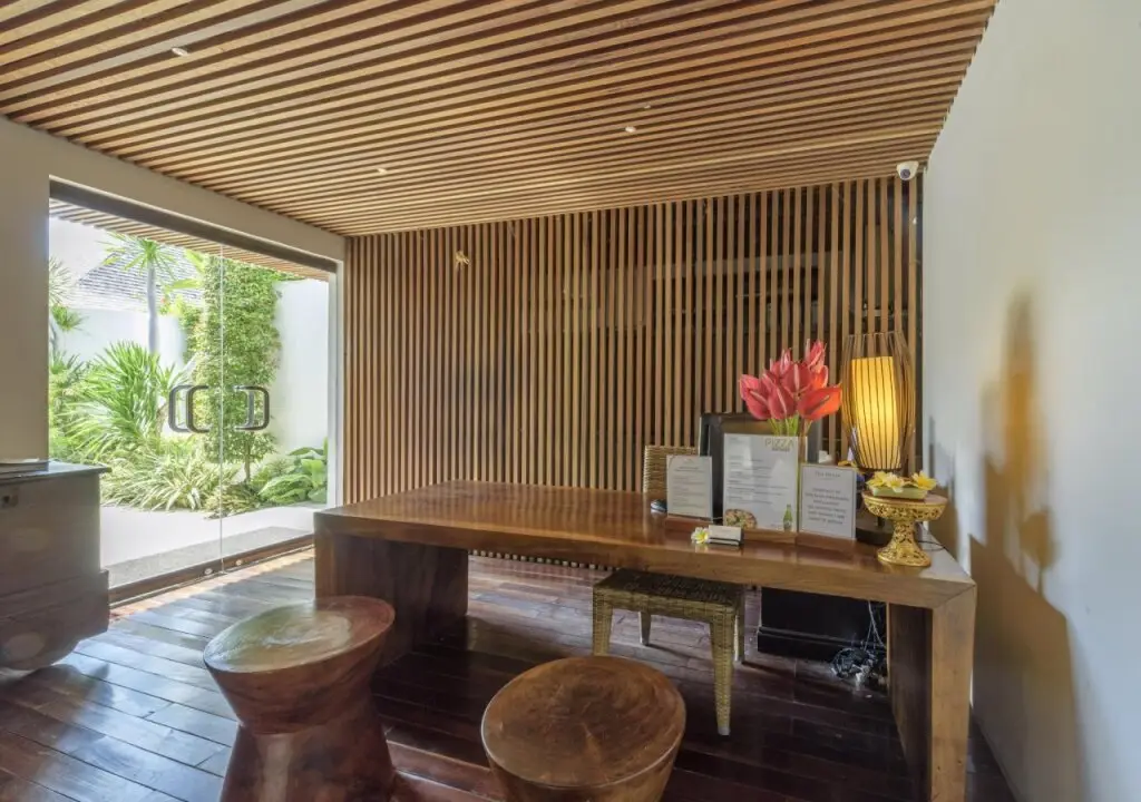 Кута: The Haere Seminyak