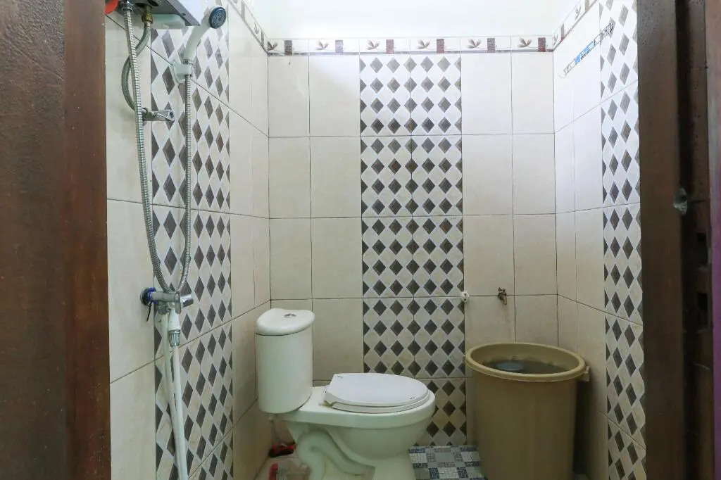 Бату: Homestay Pelangi Batu