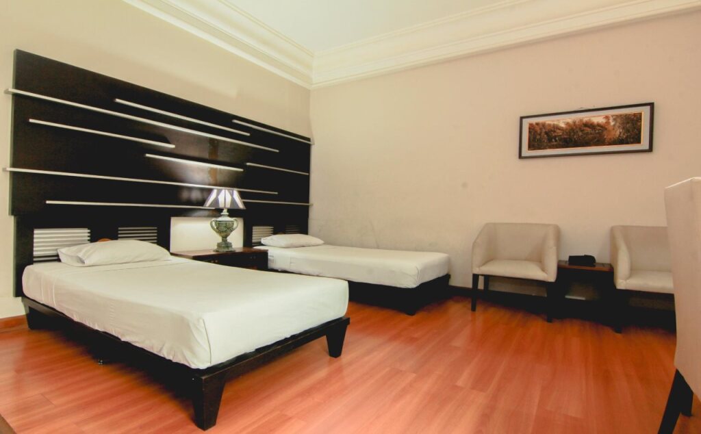 Джокьякарта: Madina Inn Hotel