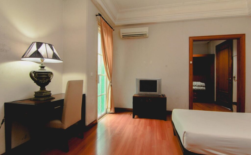 Джокьякарта: Madina Inn Hotel