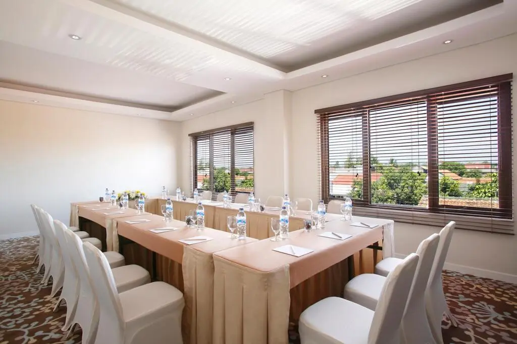 Пурвокерто: Hotel Surya Yudha Purwokerto