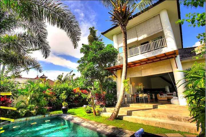 Чангу: The White House Bali