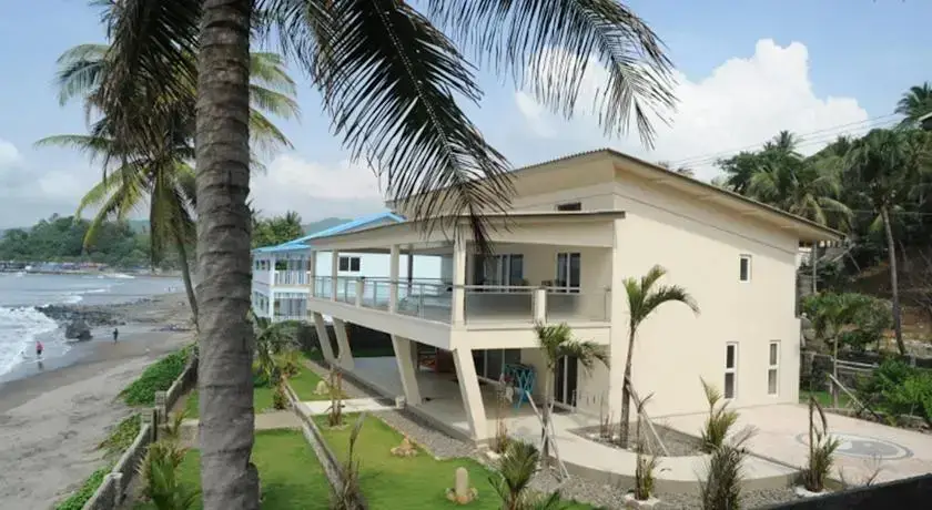 Сикакак: Sunset Beach House