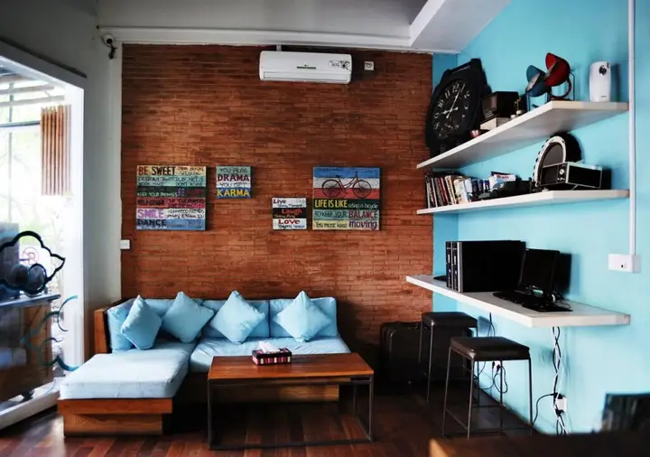 Кута: Nau Here Hostel