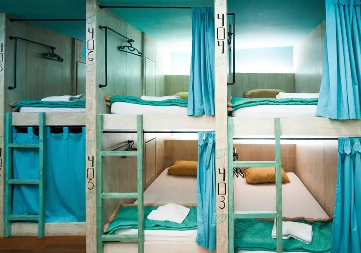 Кута: Nau Here Hostel