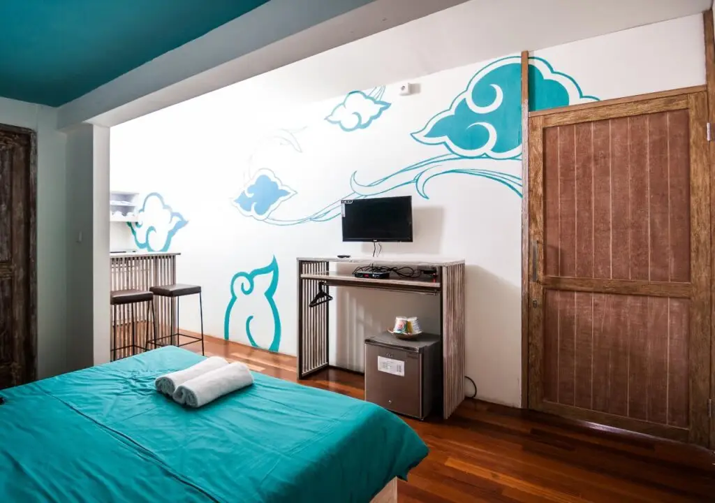 Кута: Nau Here Hostel
