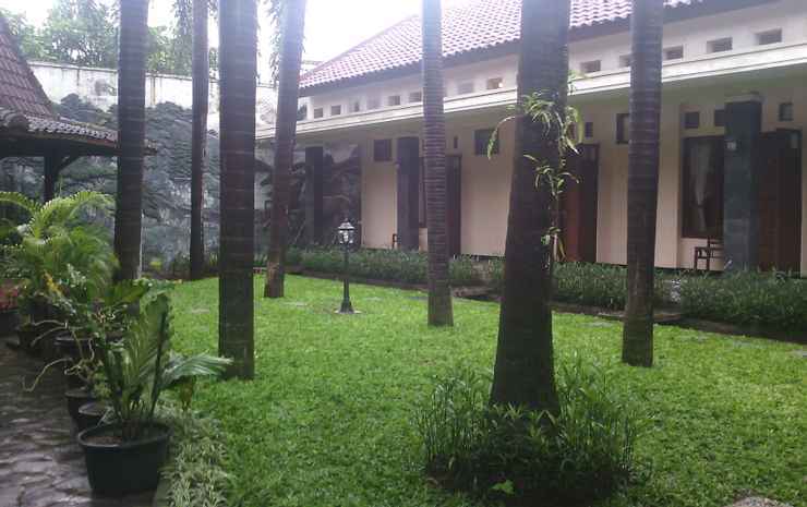 Суракарта: Griya Teratai Luxury Guesthouse