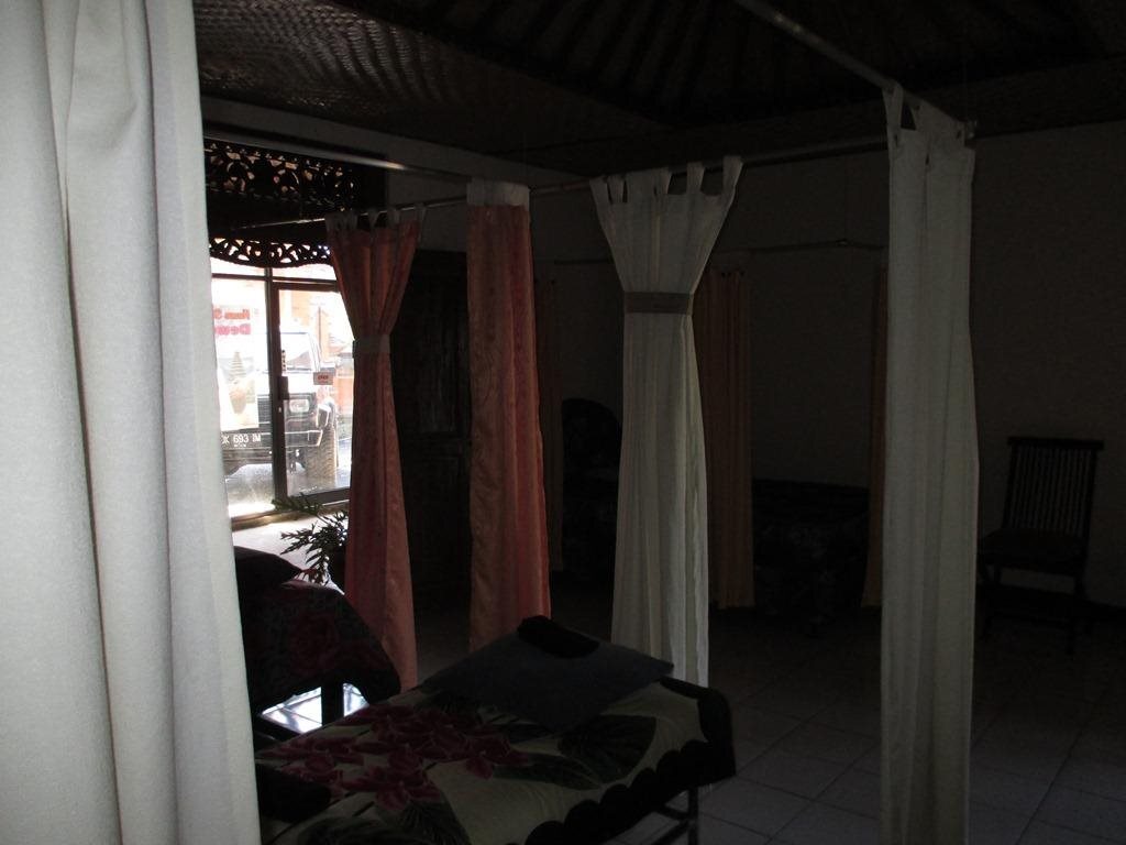 Батурити: Dewata Homestay