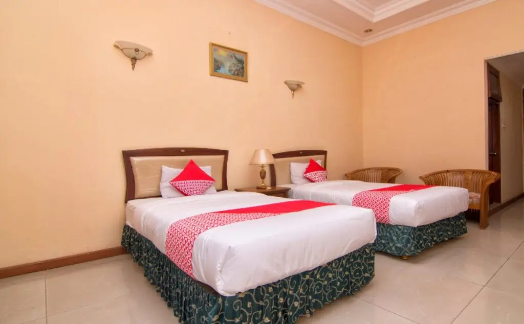 Чилачап: Capital O 2205 Hotel 3 Intan