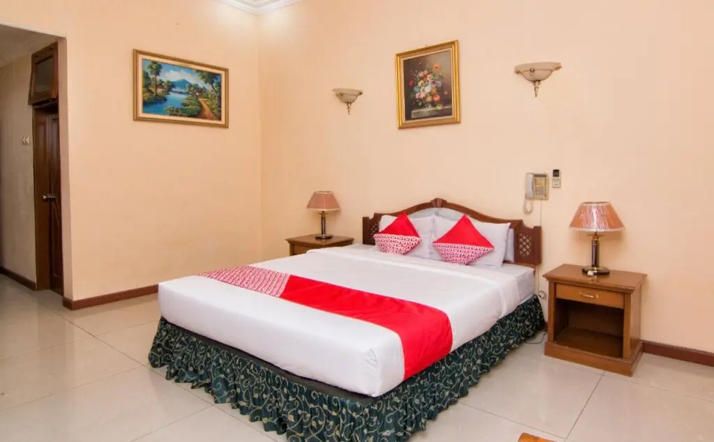 Чилачап: Capital O 2205 Hotel 3 Intan