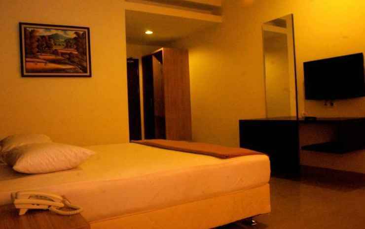Джомбанг: Hotel Puri Indah