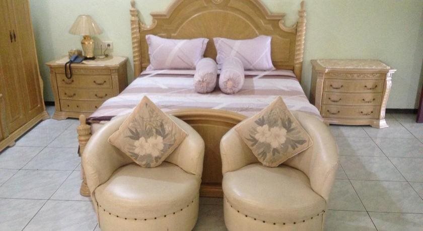 Джомбанг: Cempaka Mas Hotel