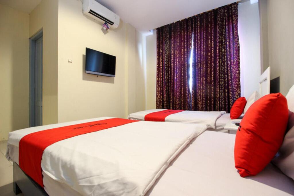 Бангунтапан: RedDoorz Syariah at Wijaya Imperial Hotel