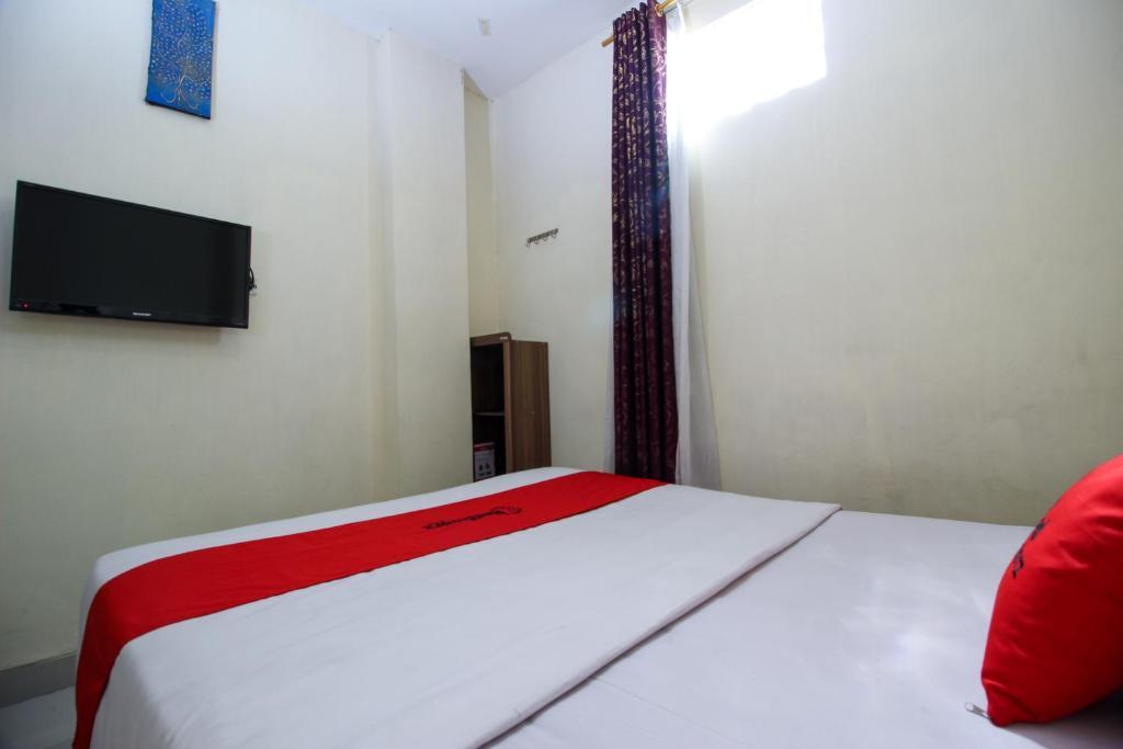 Бангунтапан: RedDoorz Syariah at Wijaya Imperial Hotel