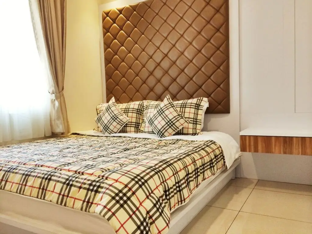 Джакарта: Ravarine Suite Apartment