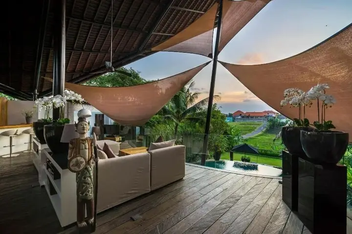 Чангу: Toraja Villa