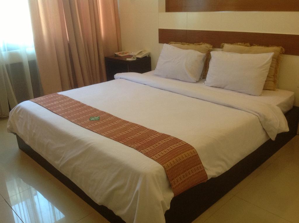 Палембанг: Hotel Swarna Dwipa