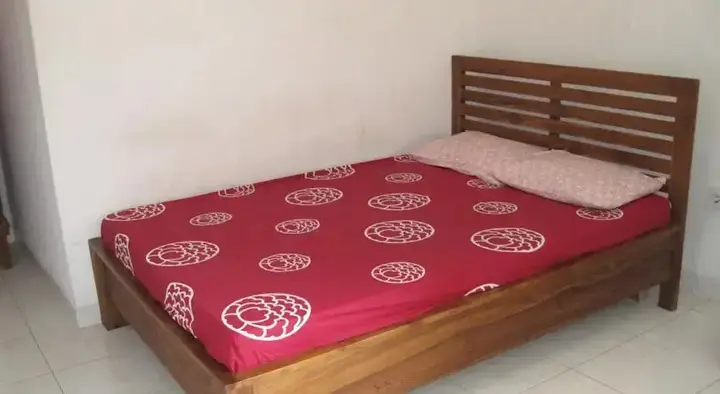 Кута: Suratha Inn
