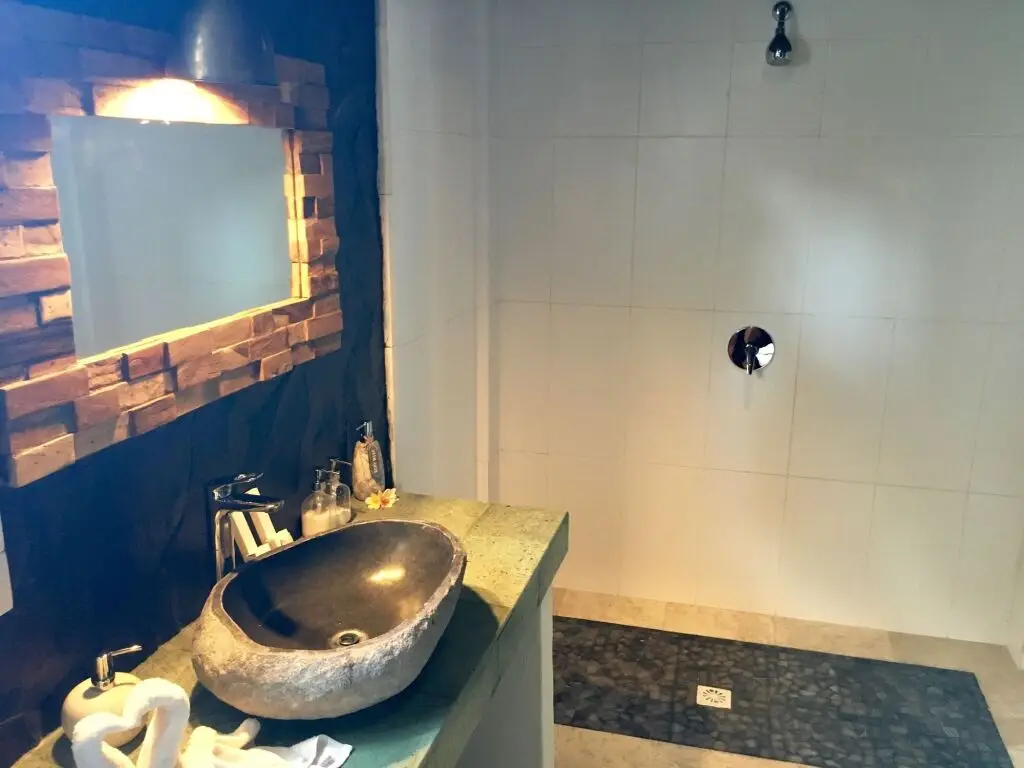 Лембонган-Айленд: Twin Island Villas & Dive Resort