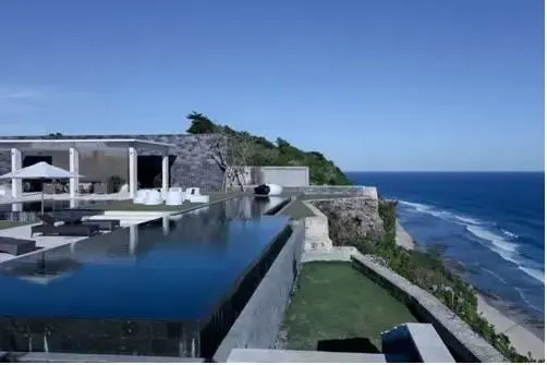 Пекату: The Sanctus Uluwatu