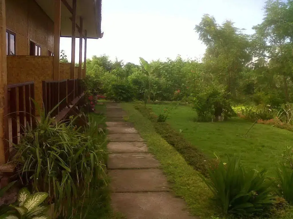 Педжаракан: Banyuwedang Home Stay
