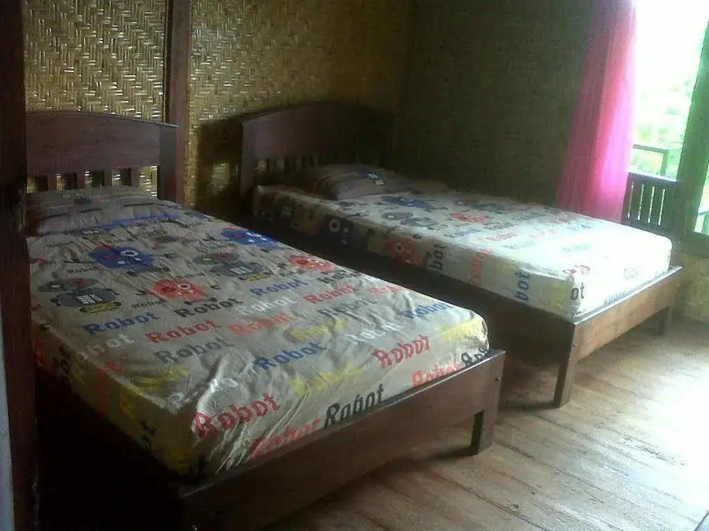 Педжаракан: Banyuwedang Home Stay
