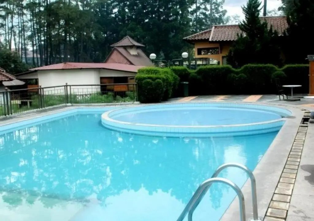 Бандунг: Karang Setra Hotel Spa & Cottages