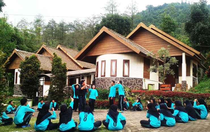 Травас: Foresta Resort Padusan Cottage Jasmine