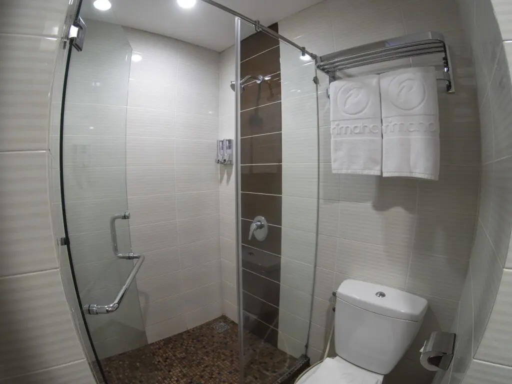 Джакарта: d'primahotel WTC Mangga Dua