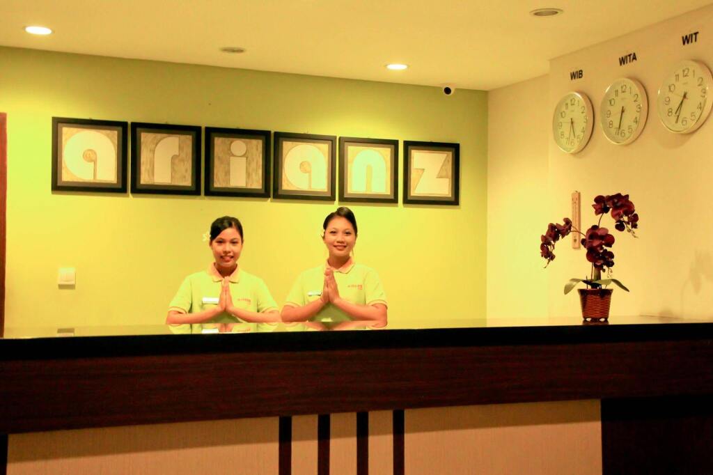 Матарам: Sunwood Hotel Arianz Mataram