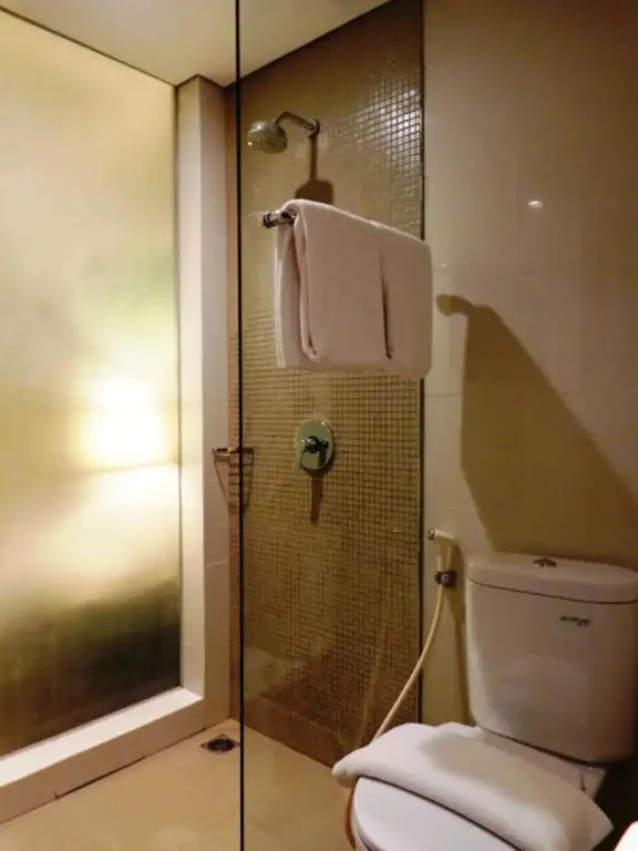 Южный Тангеранг: Soll Marina Hotel Serpong
