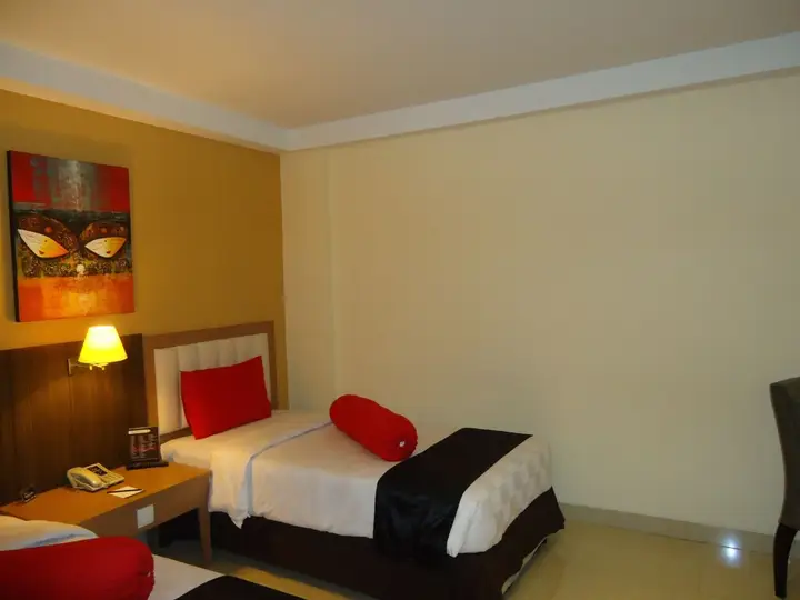 Макассар: Hotel Scarlet Makassar