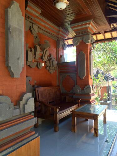 Убуд: Tudes Family Homestay
