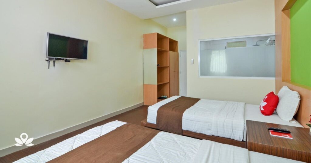 Южный Тангеранг: ZEN Rooms Safwah Bintaro Syariah