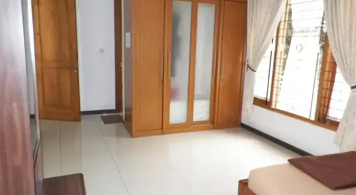 Бандунг: Setra Duta Guest House