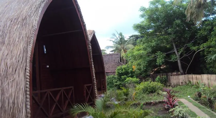 Гили-Мено: Harum Meno Bungalow