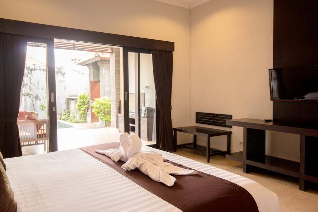 Кута: Transera Kirana Villas Seminyak