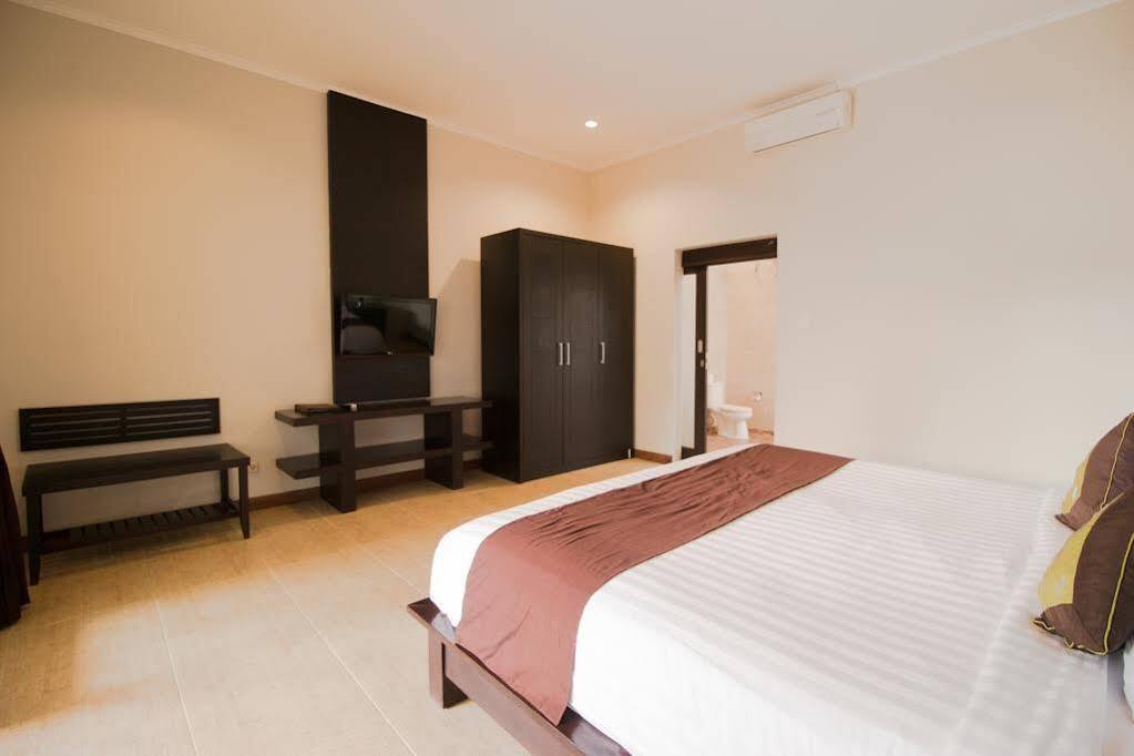 Кута: Transera Kirana Villas Seminyak