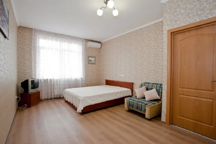 Краснодар: V Tsentre 12 Apartments