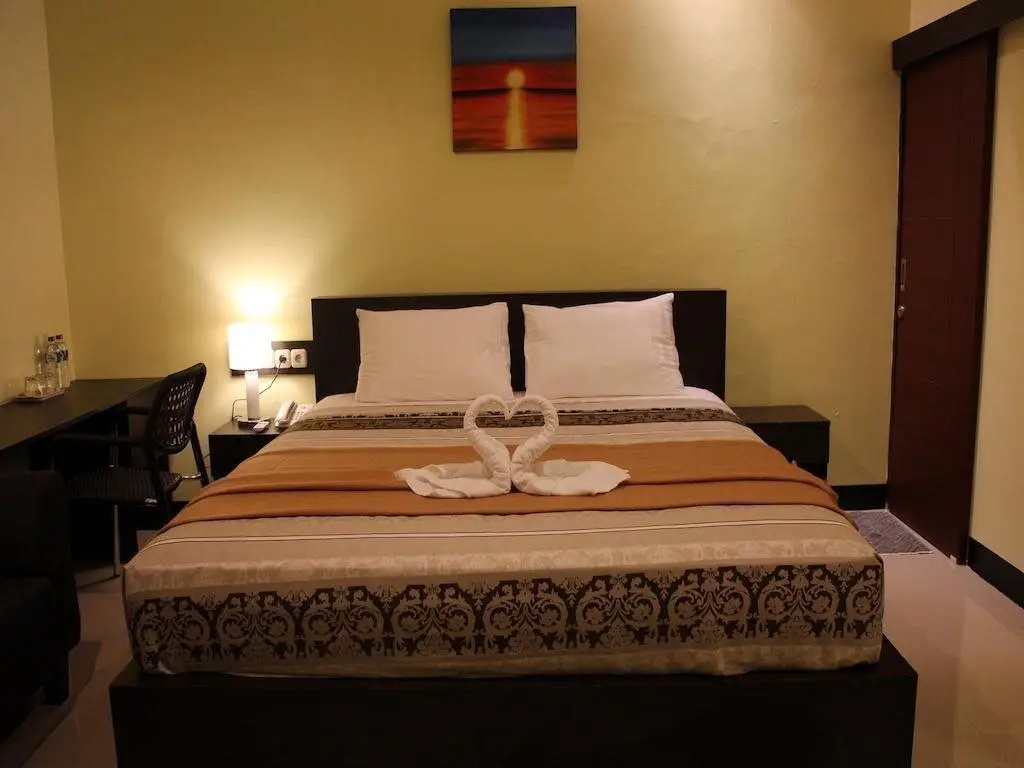 Манадо: Marina Hotel Manado