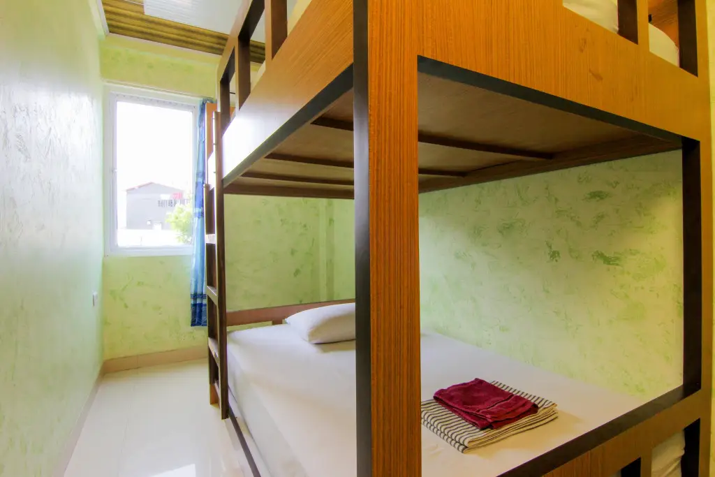 Паданг: Yani Homestay