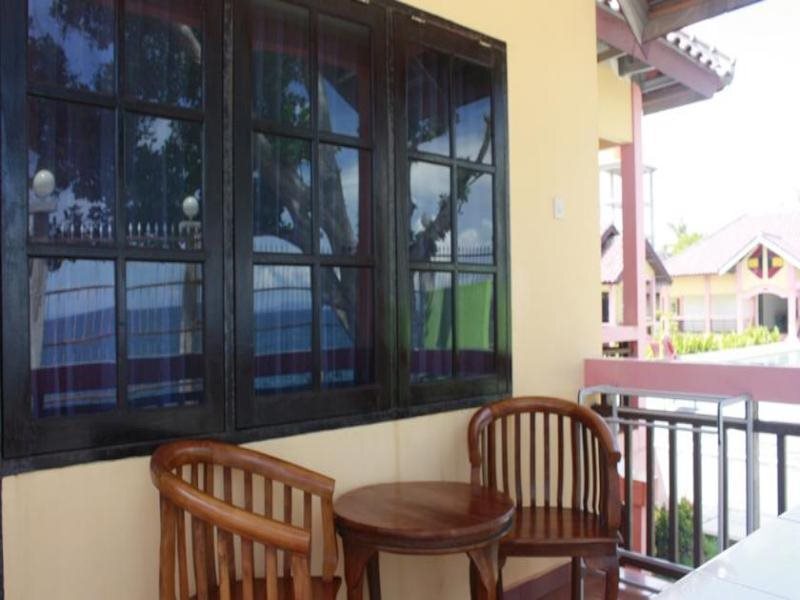 Матарам: Batulayar Hotel