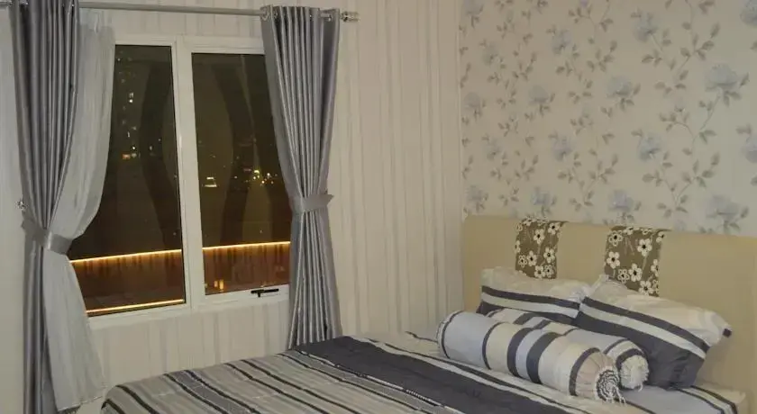 Джакарта: M Royal Mediterania Apartment