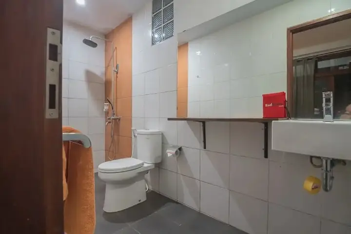 Бандунг: RedDoorz @ Rumah Kiboku